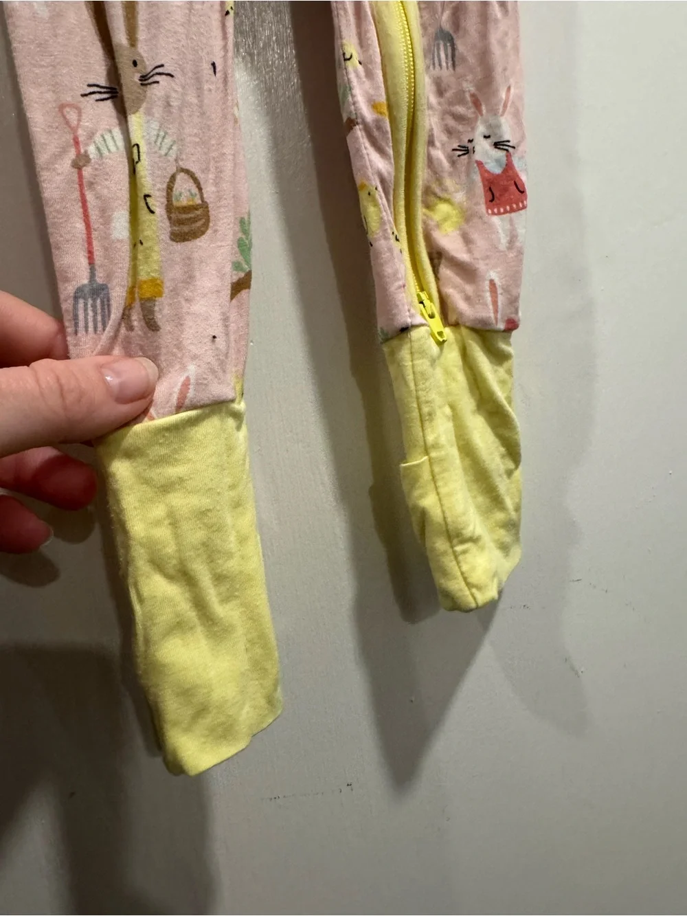 Little Sleepies‎ Bamboo convertible sleeper pink hop to it 6-12M Easter Bunny